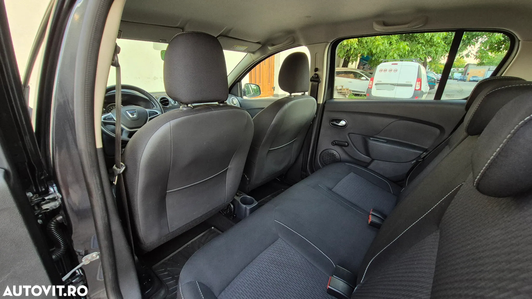 Dacia Sandero 0.9 TCe Laureate - 9