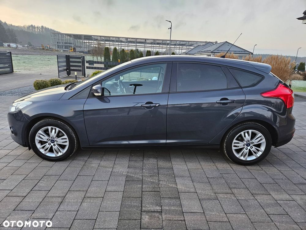 Ford Focus 1.6 Edition - 14