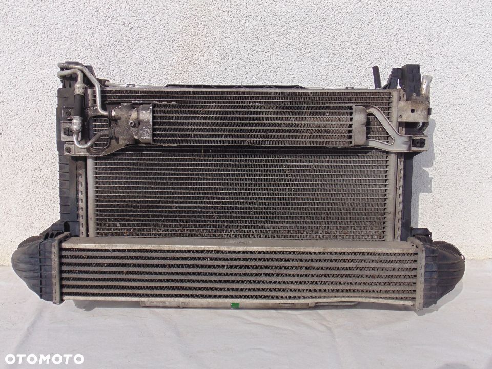 Chłodnice chłodnica wody Mercedes A Klasa W169 2.0 CDI Automat 04-08r - 1