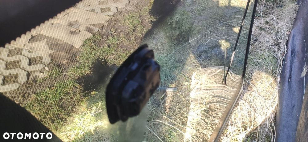 EU SZYBA PRZEDNIA CZOŁOWA VW GOLF V CZUJNIK 2004 - 4