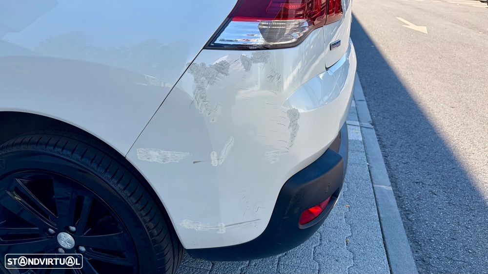 Peugeot 3008 HDi 160 Auto Active - 6