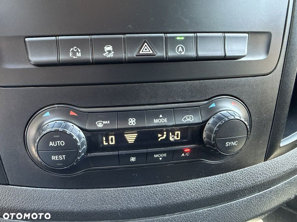 Mercedes-Benz Vito - 24