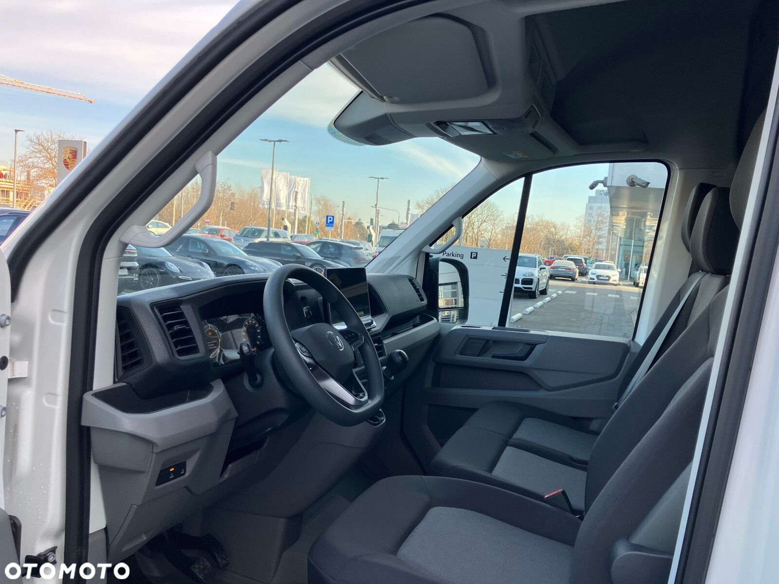 Volkswagen Crafter 35 2.0 TDI L4H3 4490 177 KM - 9