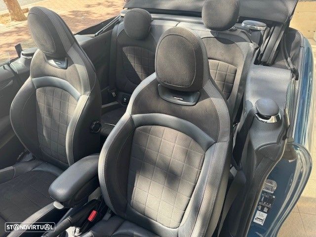 MINI Cabrio Cooper Premium Extra JCW Auto - 12