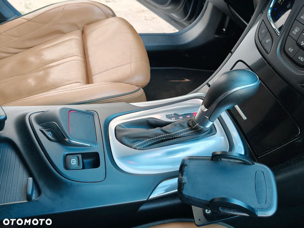 Opel Insignia 2.0 CDTI automatik Business Edition - 5