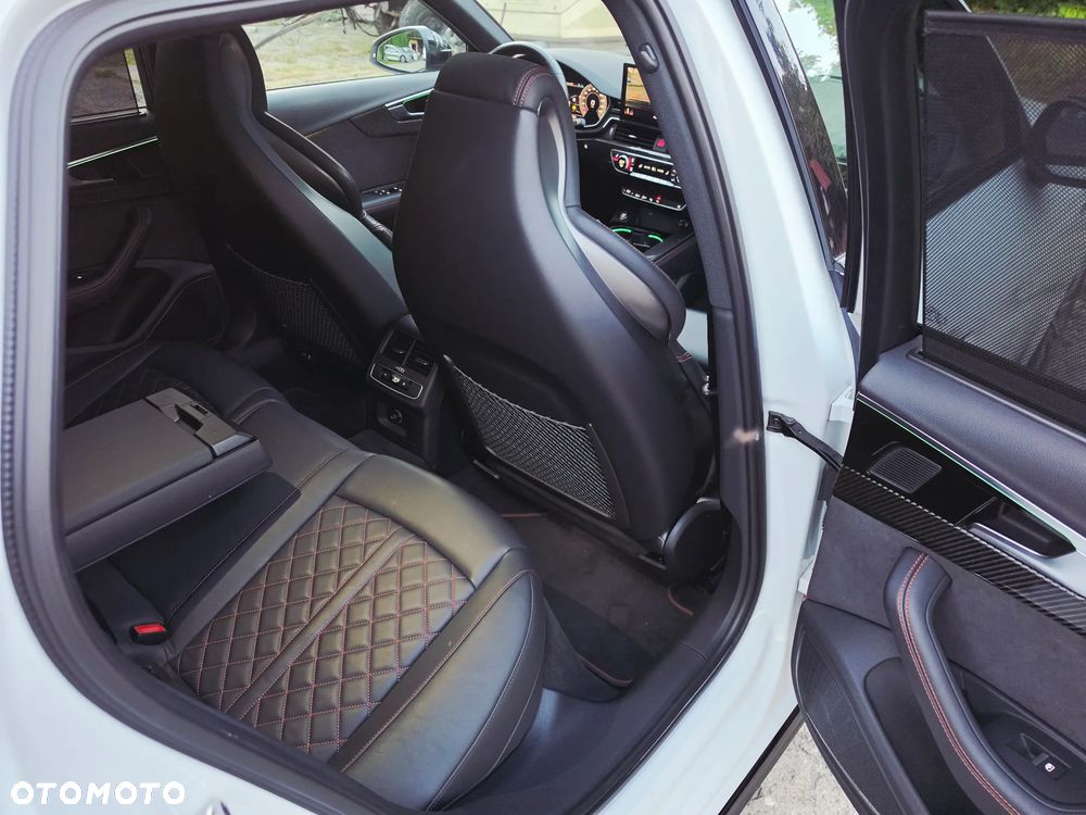 Audi A4 Avant 45 TFSI quattro S tronic S line - 23