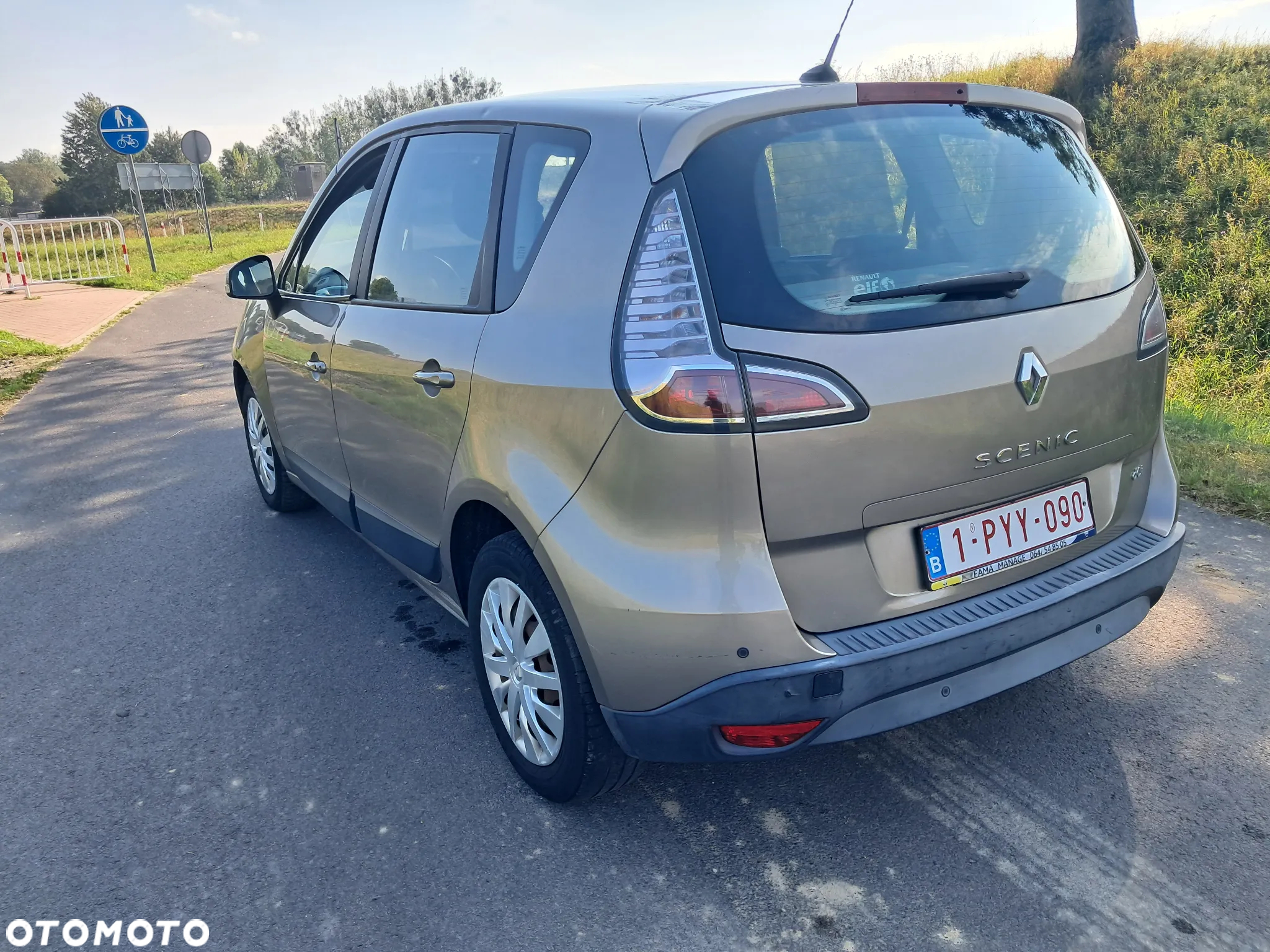Renault Scenic 1.5 dCi Dynamique - 13
