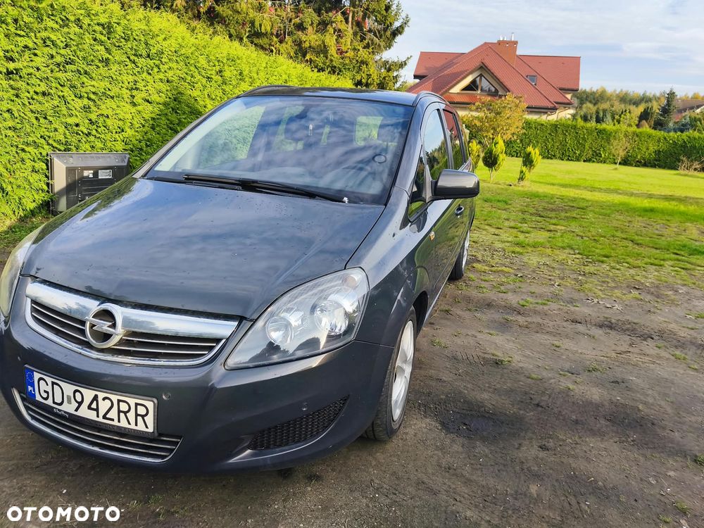Opel Zafira 2014 photo 2