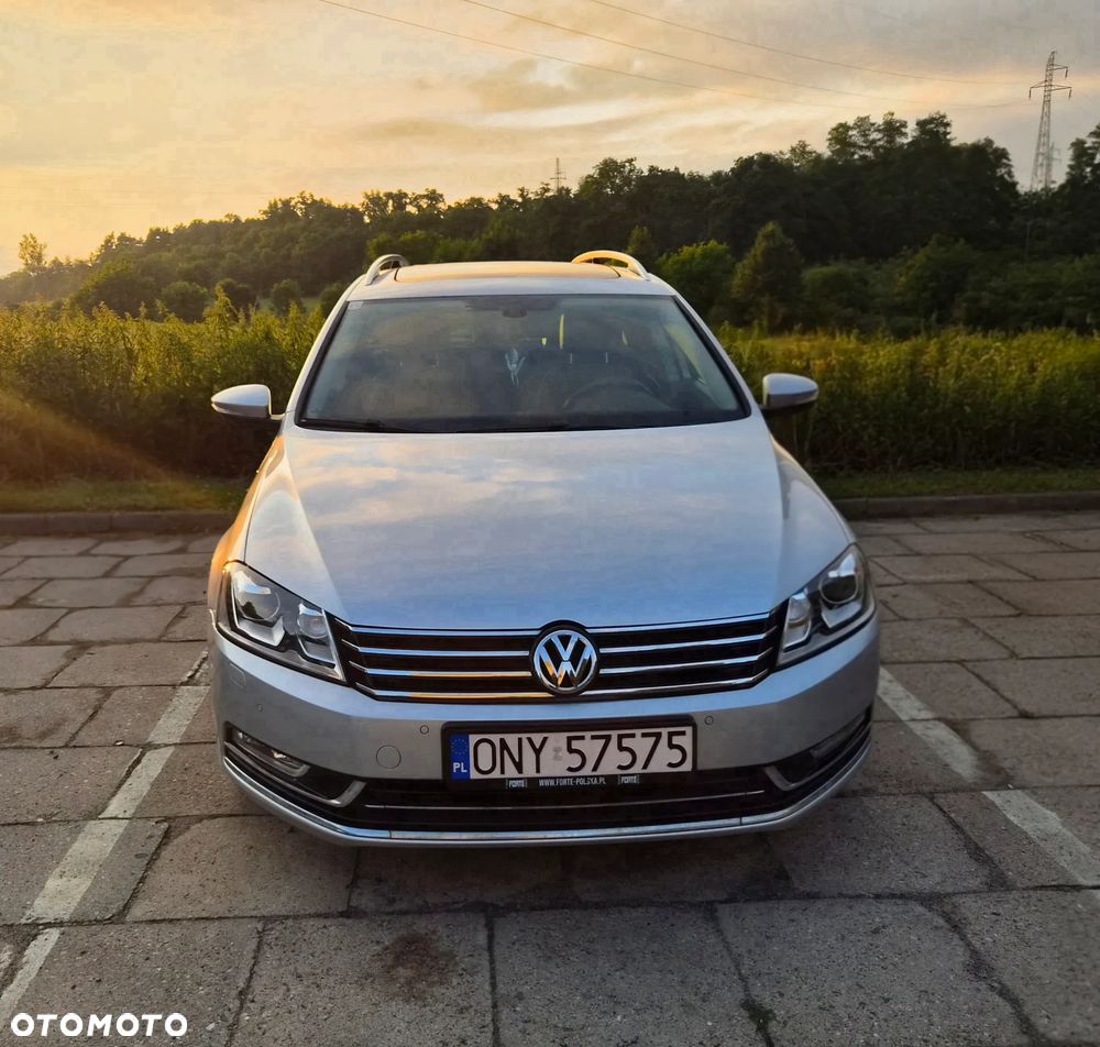 Volkswagen Passat 1.6 TDI Comfortline - 1