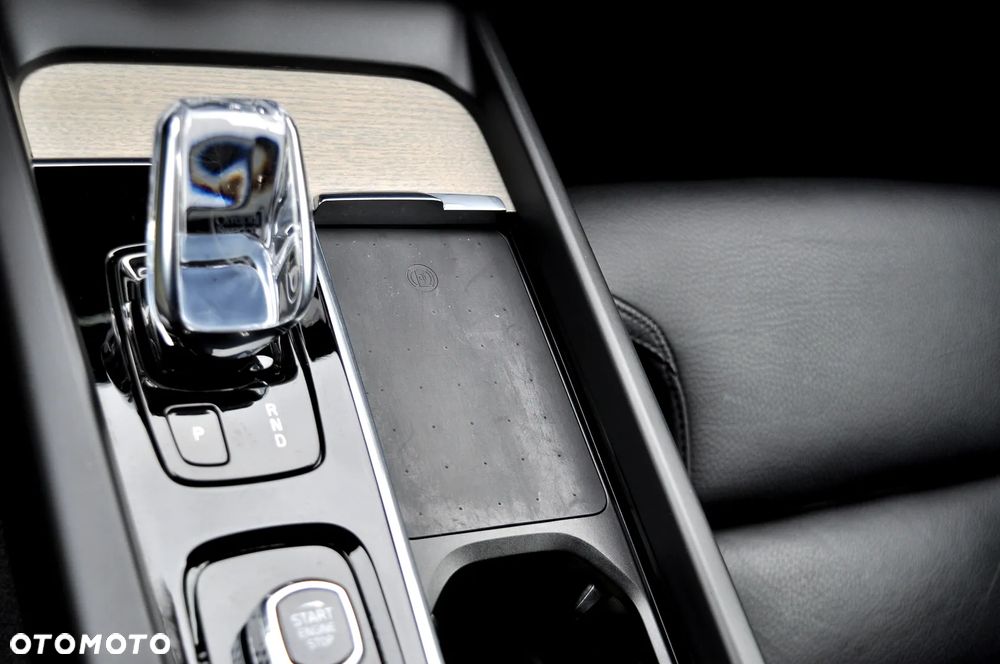 Volvo XC 60 B4 D AWD Geartronic Inscription - 30