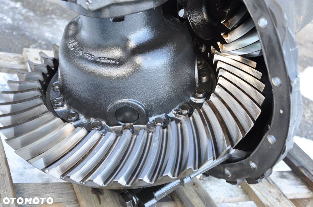WKŁAD MOSTU ACTROS MP4 E6 14R TYP R440-13,0 / C22 42X15 2,73 - 6