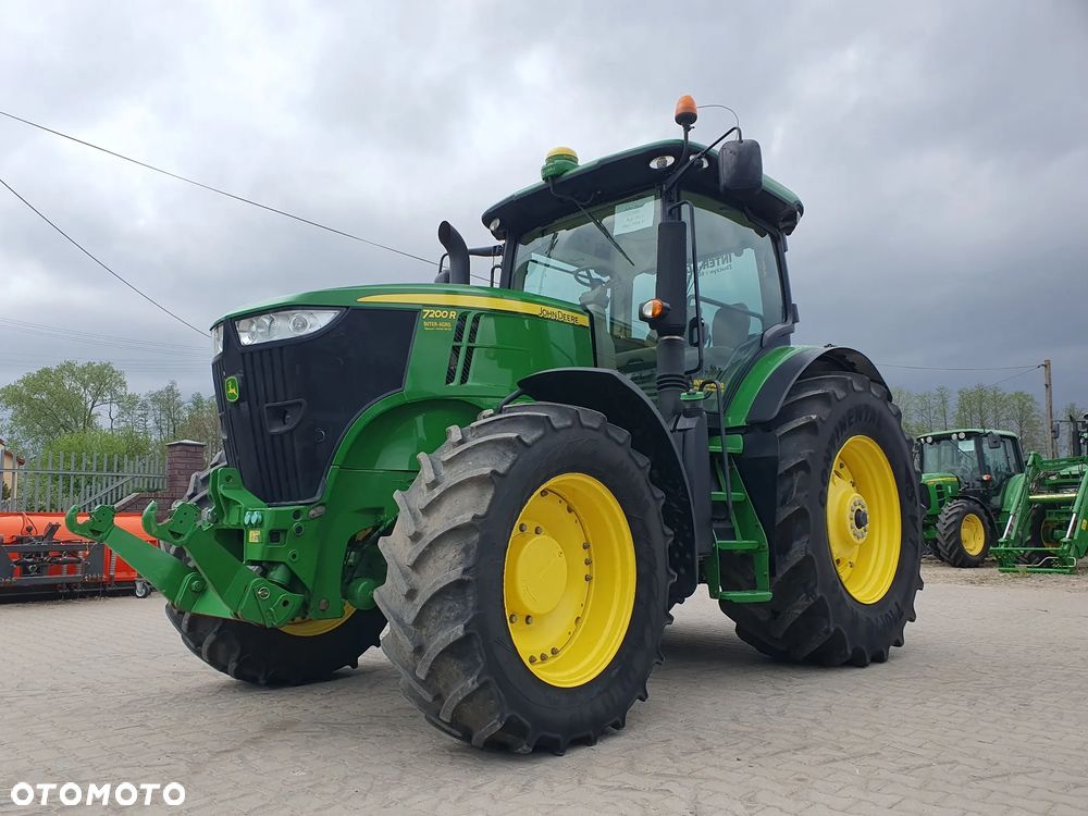 John Deere 7200 R - 7