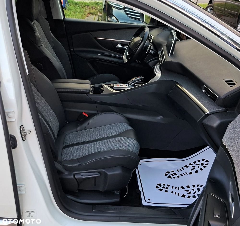 Peugeot 3008 BlueHDi 130 Stop & Start EAT8 Allure - 24