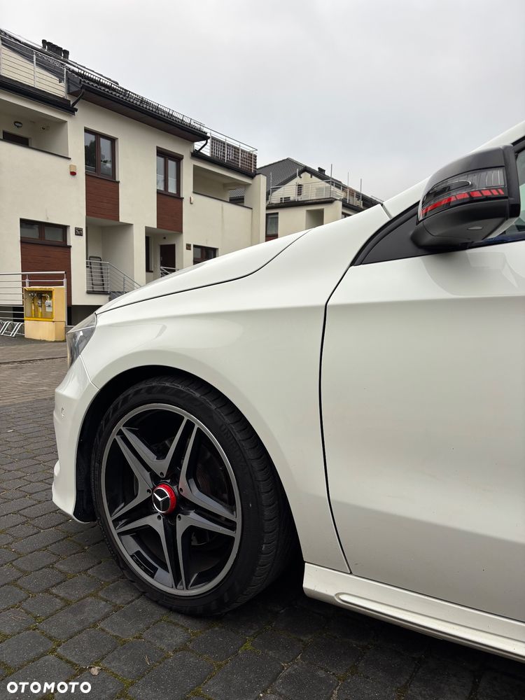 Mercedes-Benz Klasa A 200 CDI (BlueEFFICIENCY) 7G-DCT AMG Sport - 21