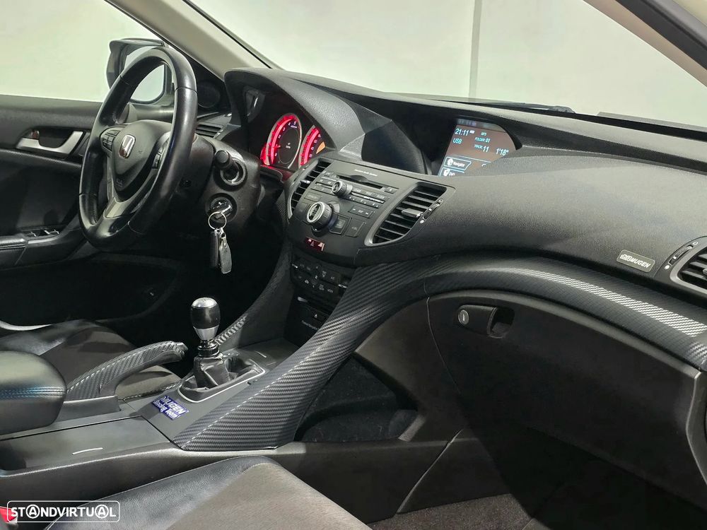 Honda Accord 2.4 Type S - 40