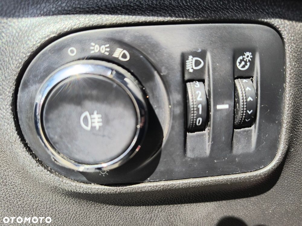 Opel Corsa - 16