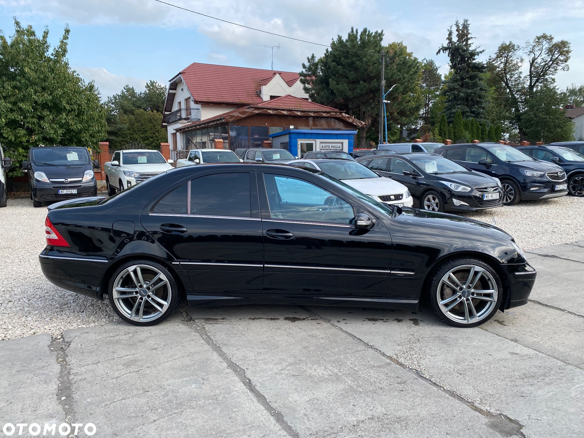 Mercedes-Benz Klasa C 230 T 7G-TRONIC Elegance Sport Edition - 12