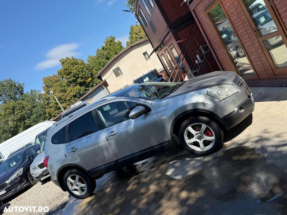 Nissan Qashqai+2 - 2