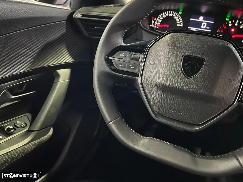 Peugeot 2008 - 16