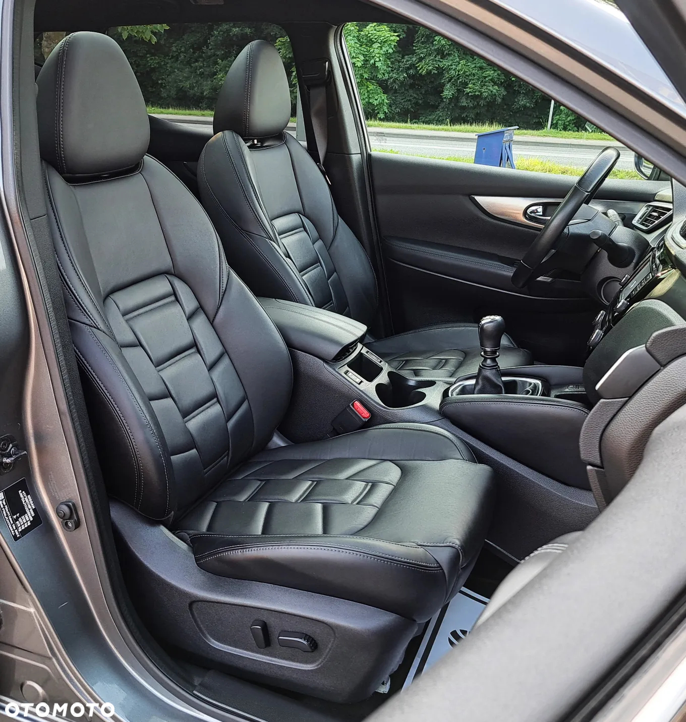 Nissan Qashqai 1.6 DCi Tekna+ - 23