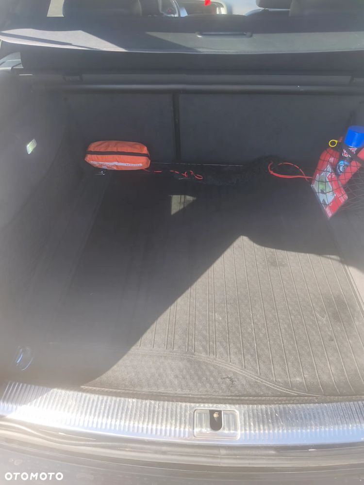 Audi A4 Avant 2.0 TDI - 21