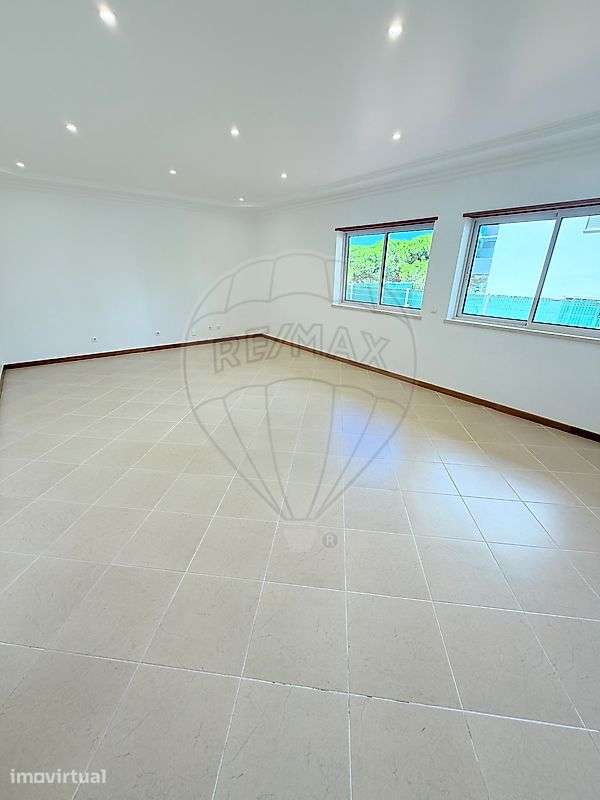 Apartamento T4 para arrendamento - Grande imagem: 4/18