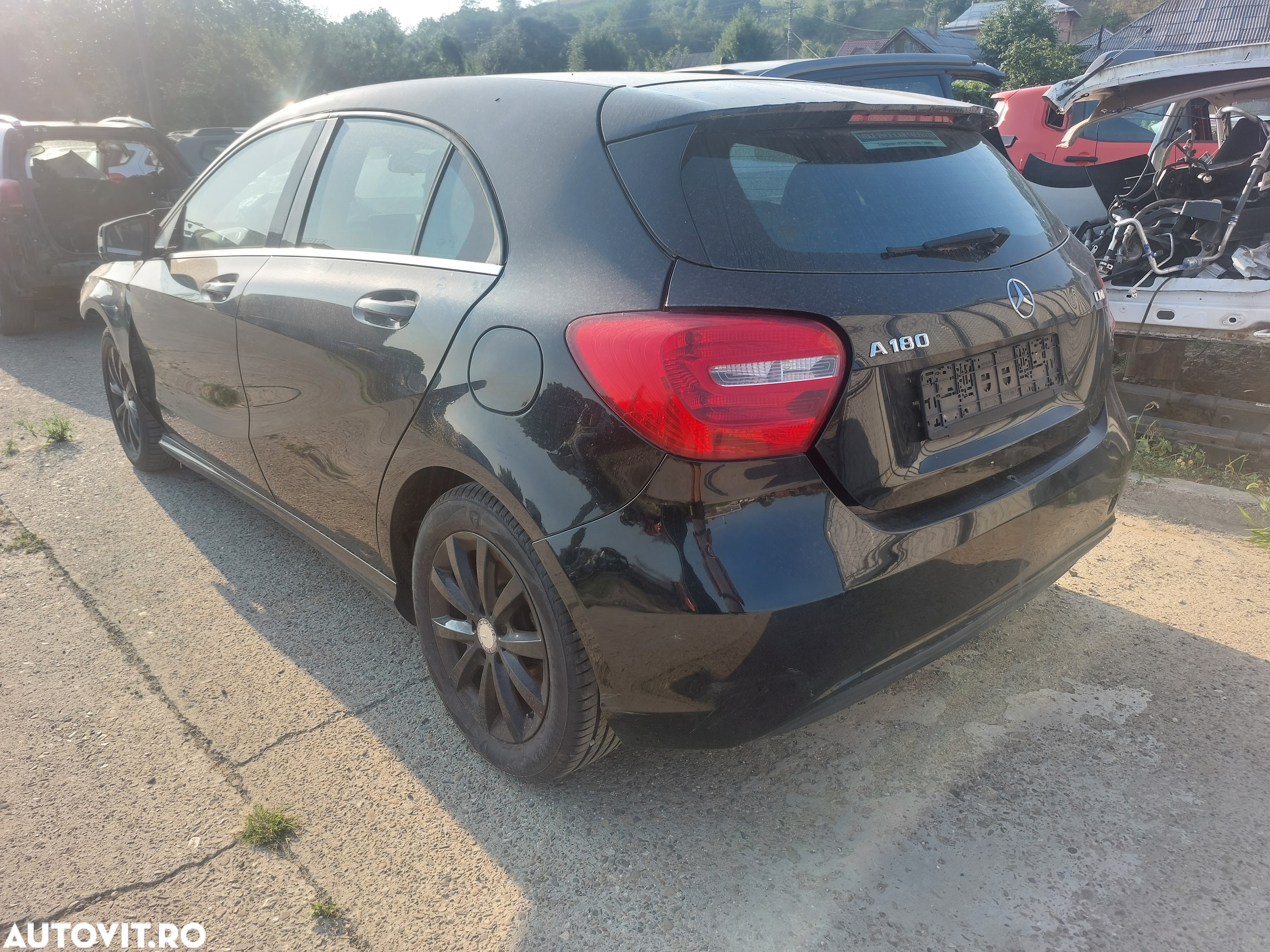 Dezmembrez Mercedes-Benz A-class W176 - 2
