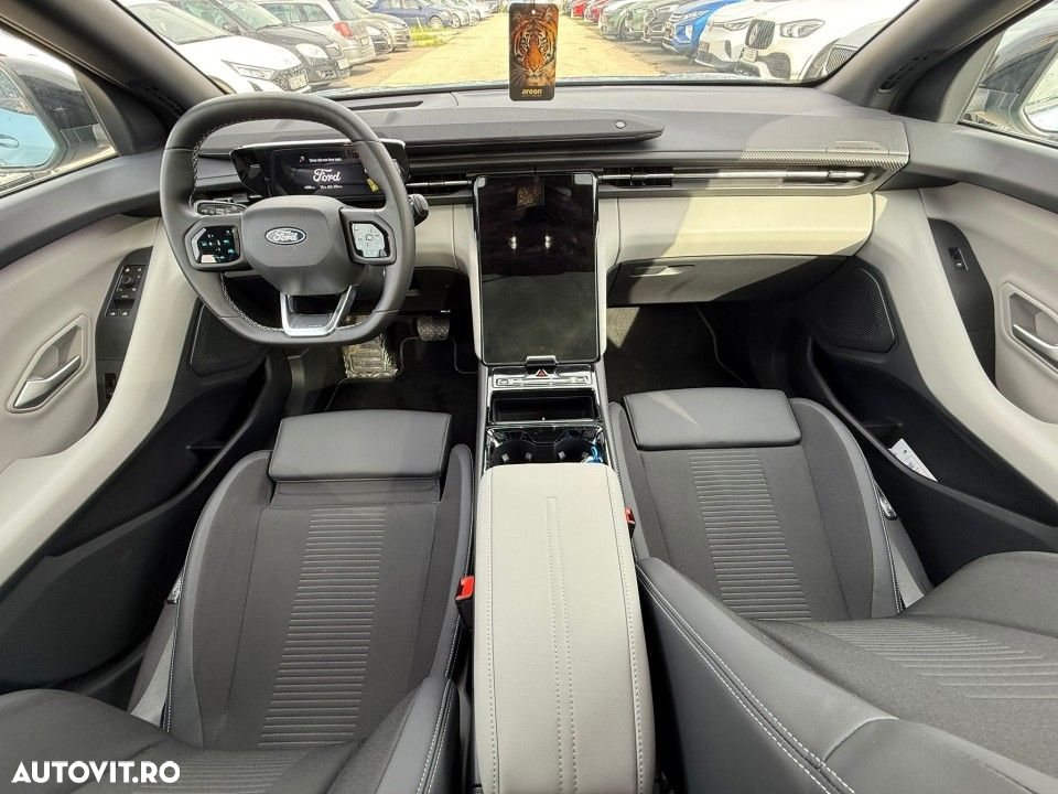 Ford Explorer AWD 79 kWh Extended Range Premium - 14
