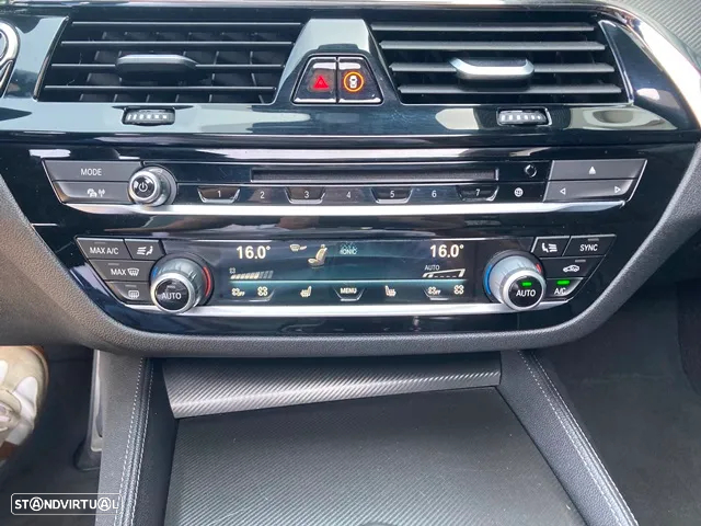 BMW M550d xDrive Auto - 35