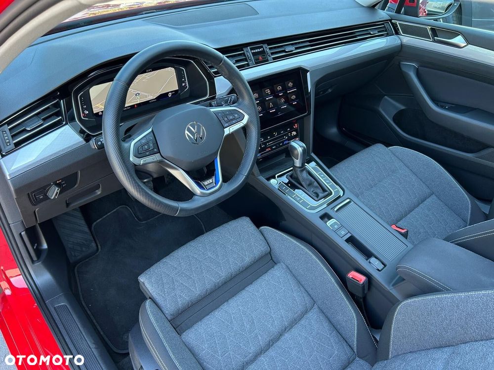 Volkswagen Passat Variant - 8