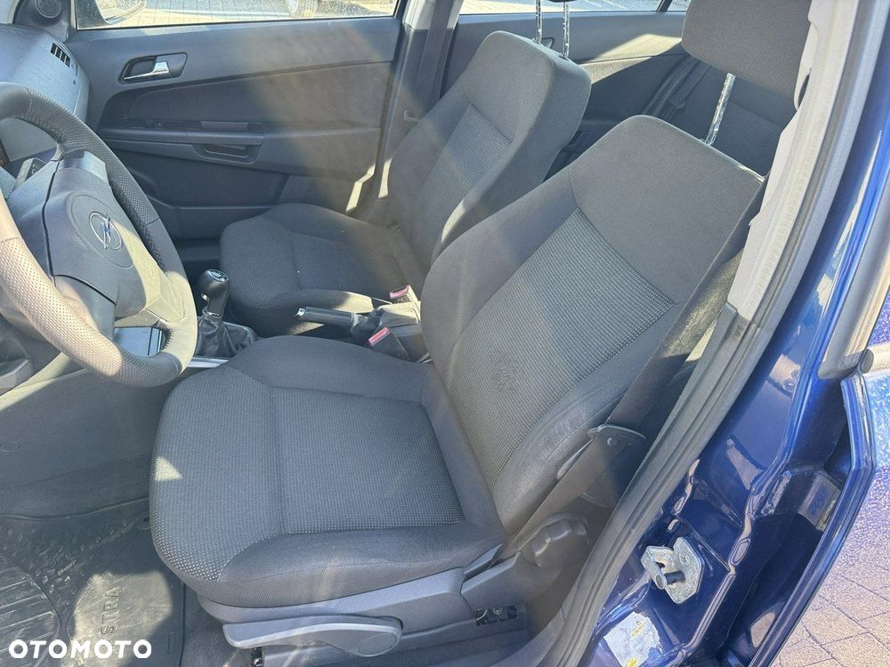 Opel Astra 1.6 Catch me - 20