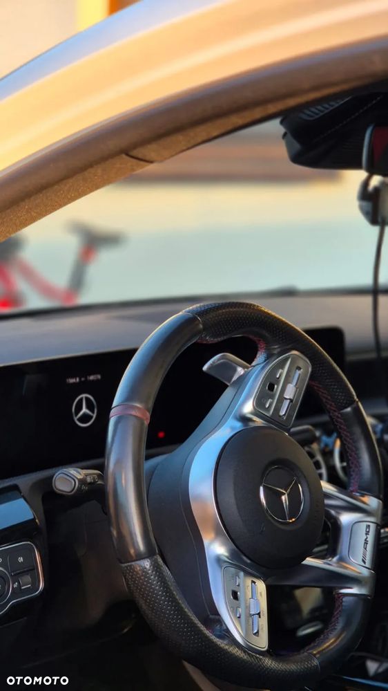 Mercedes-Benz Klasa A 35 AMG 4-Matic 7G-DCT - 14