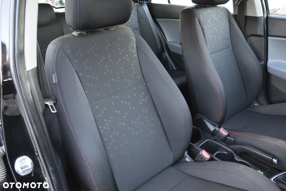 Hyundai i20 1.2 Classic + - 28