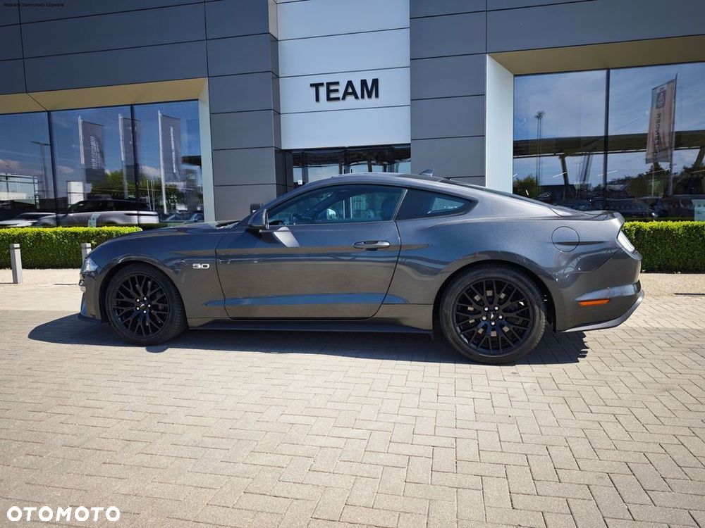 Ford Mustang - 13