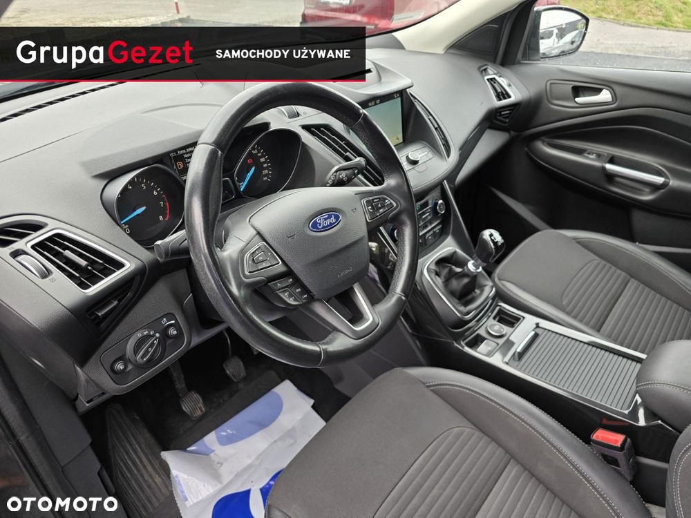 Ford Kuga - 12
