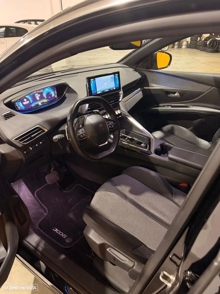 Peugeot 3008 1.6 Hybrid Allure Pack e-EAT8 - 17