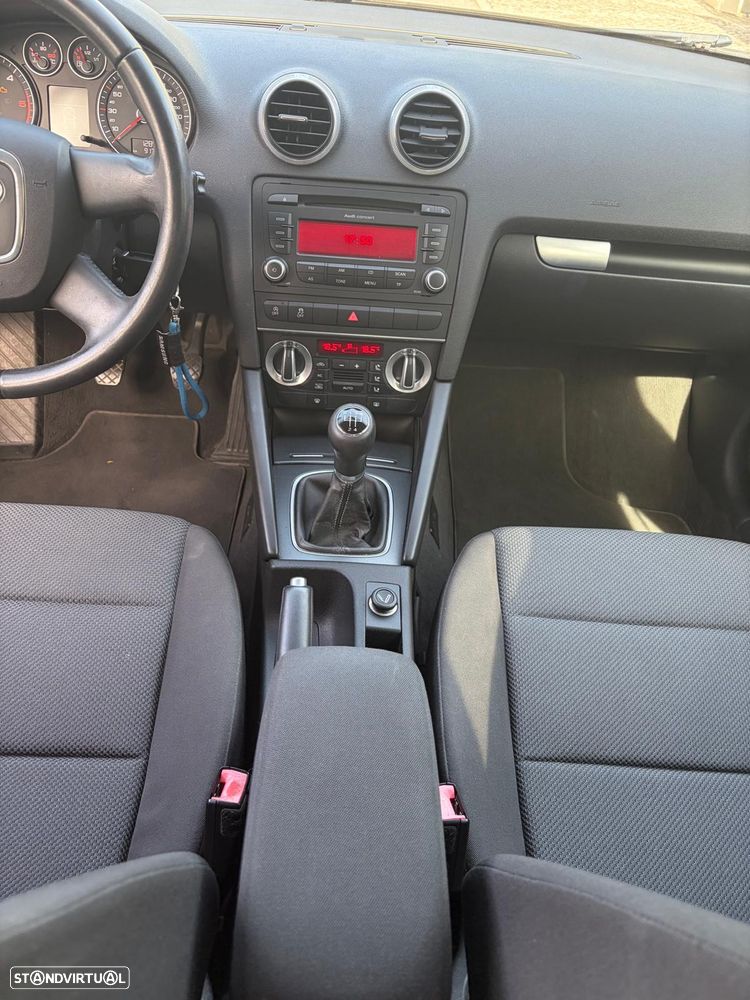 Audi A3 Sportback 1.6 TDI Attraction - 5