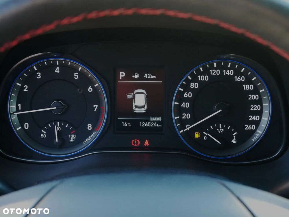 Hyundai Kona 1.6 T-GDI DCT 4WD Unique - 32