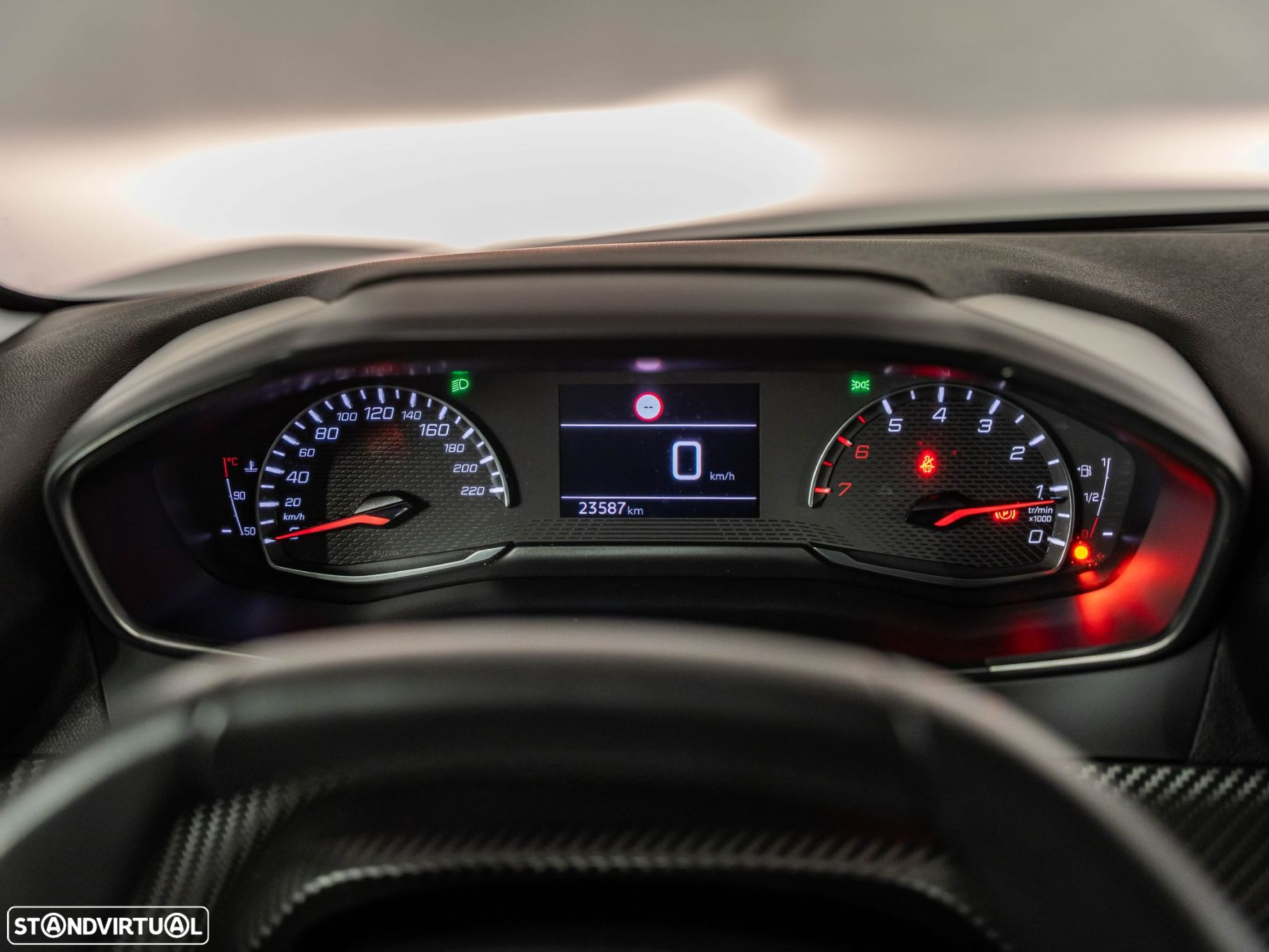 Peugeot 208 1.2 PureTech Active Pack - 26