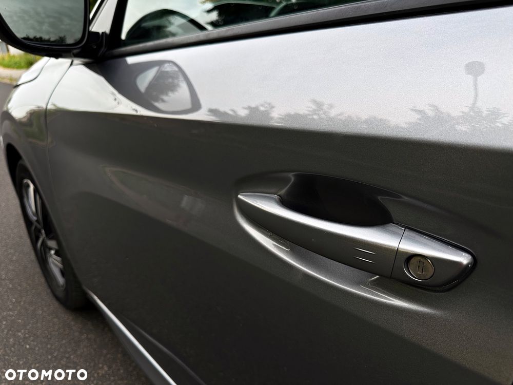 Peugeot 208 PureTech 100 Allure Pack - 22