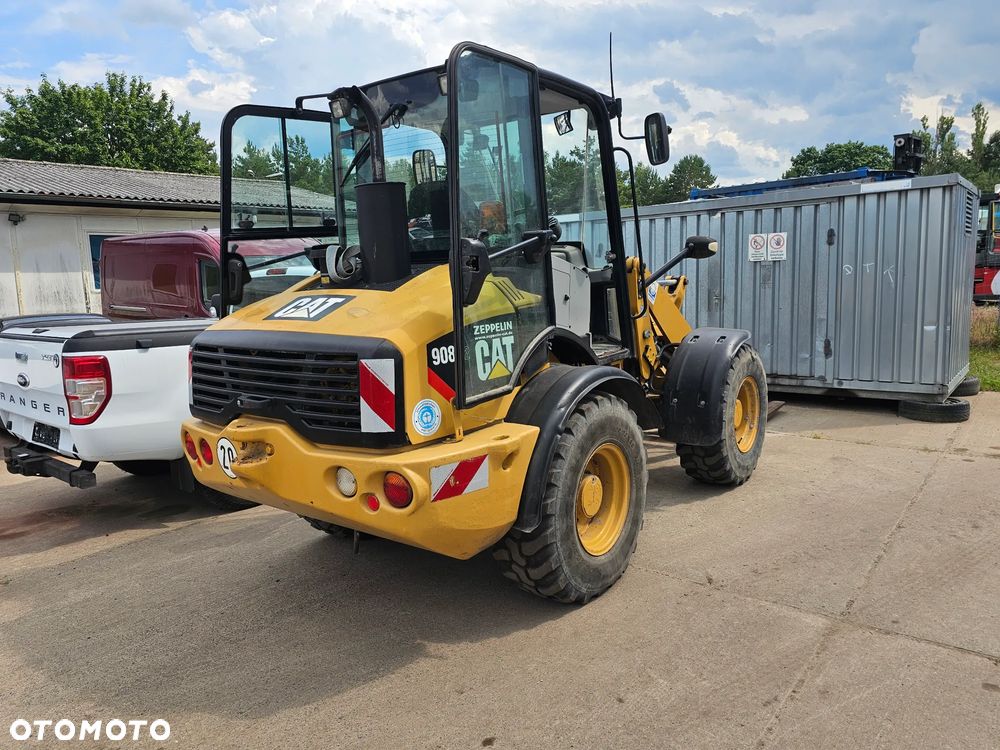 Caterpillar 908h2 - 1