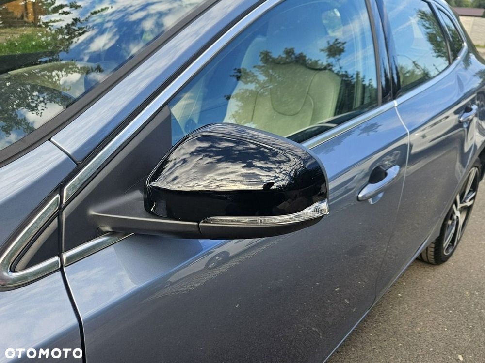 Volvo V40 T2 Inscription - 36