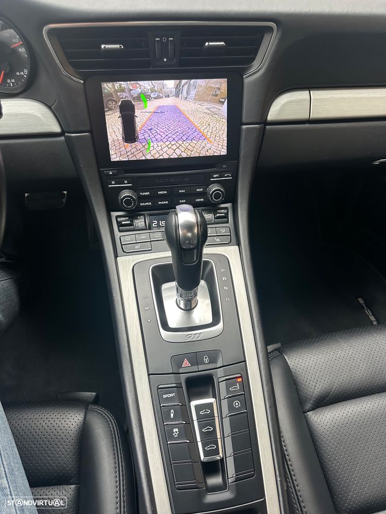 Porsche 911 (991) Carrera 4 PDK - 20