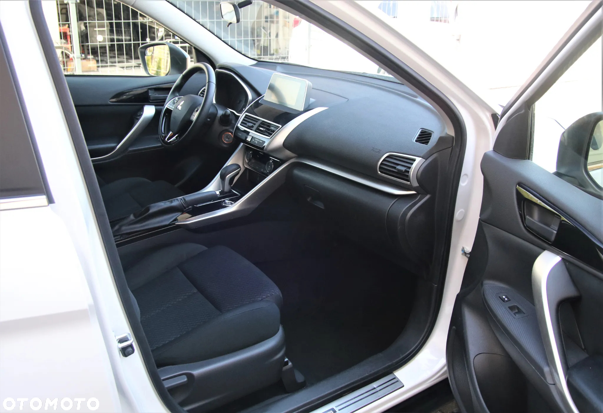 Mitsubishi Eclipse Cross 1.5 T Instyle CVT 4WD - 35