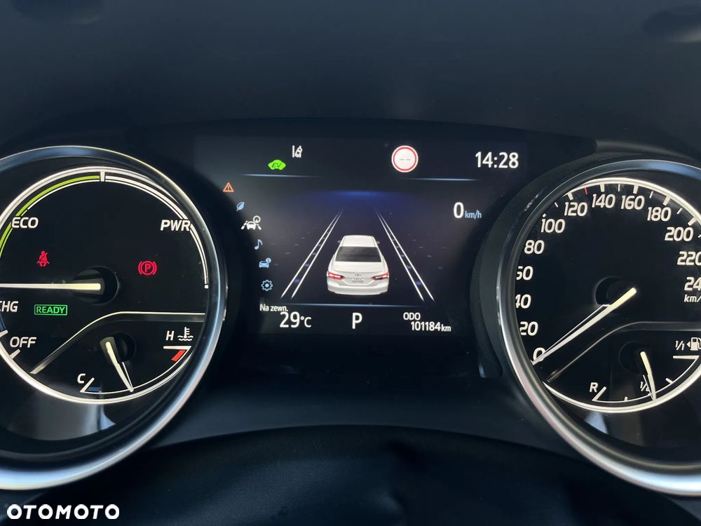 Toyota Camry 2.5 Hybrid Comfort CVT - 23