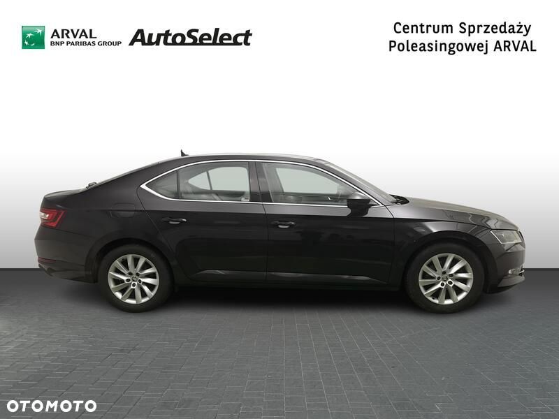 Skoda Superb 2.0 TDI Style DSG - 7