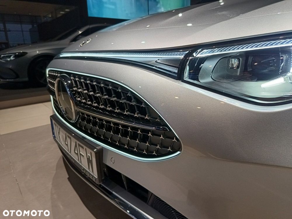 Mercedes-Benz CLA - 26