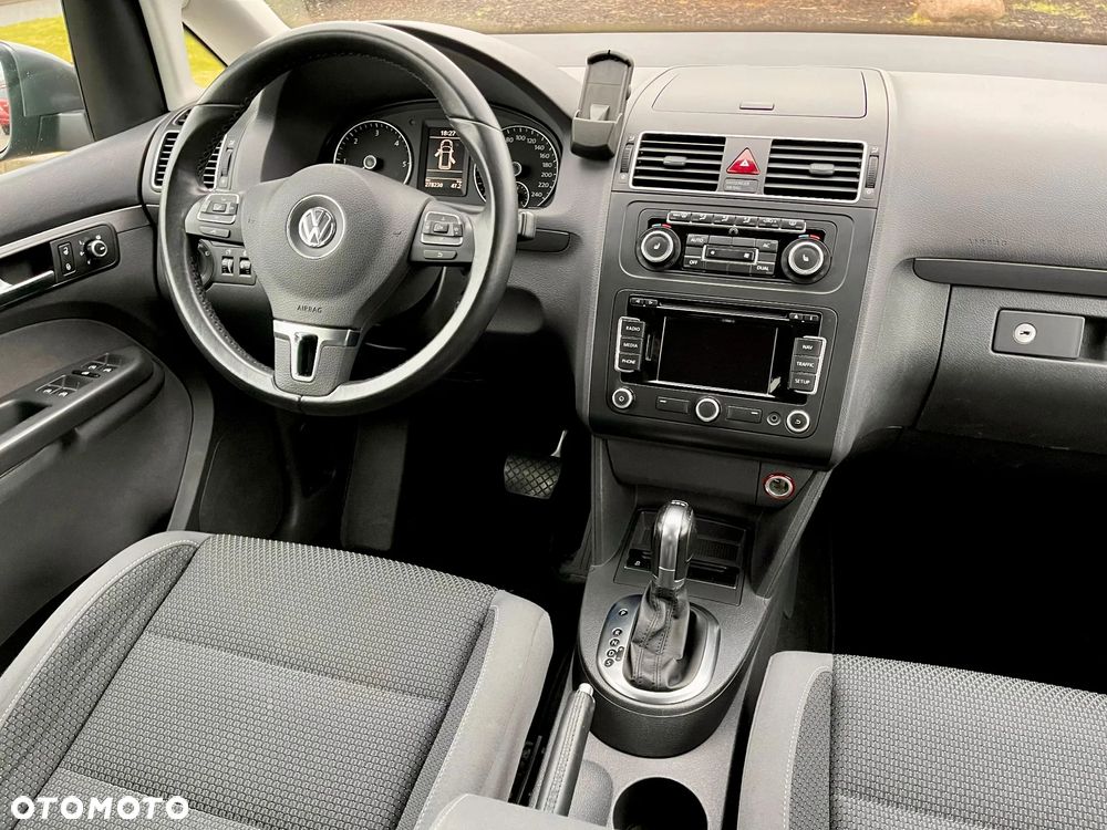 Volkswagen Touran 2.0 TDI DSG Highline - 22