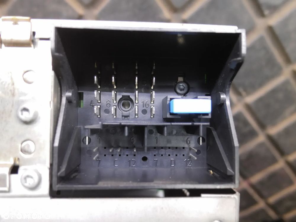 RADIO FABRYCZNE OPEL ASTRA III H 13188461 RADIOODTWARZACZ CD30 MP3 POSIADAM 2 SZT - 4