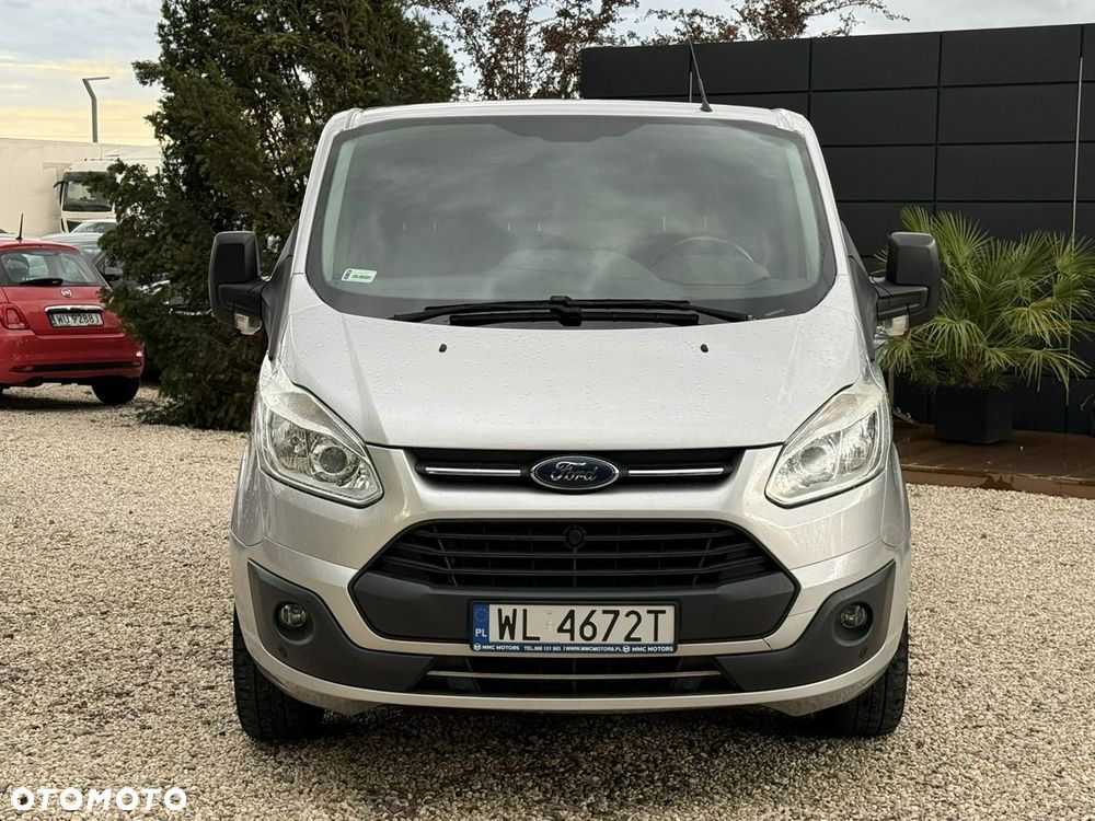 Ford Custom - 8